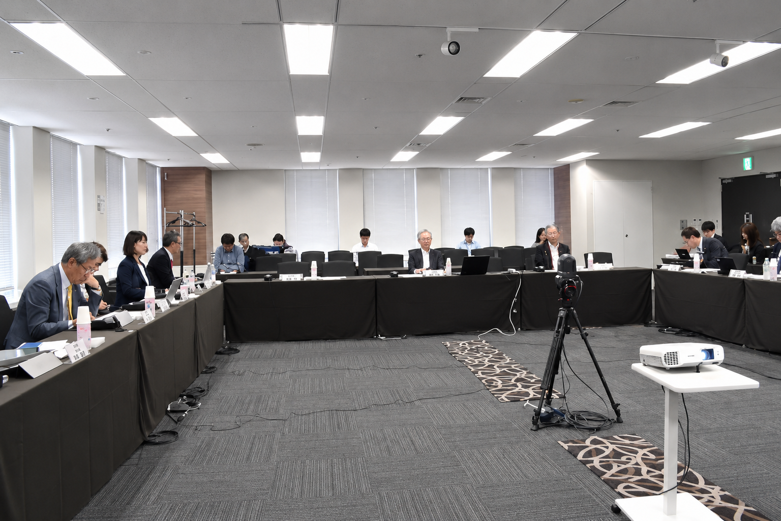 医療扶助の訪問看護に適正化の視線 レセプト分析データ提供と個別指導を強化――第7回検討会